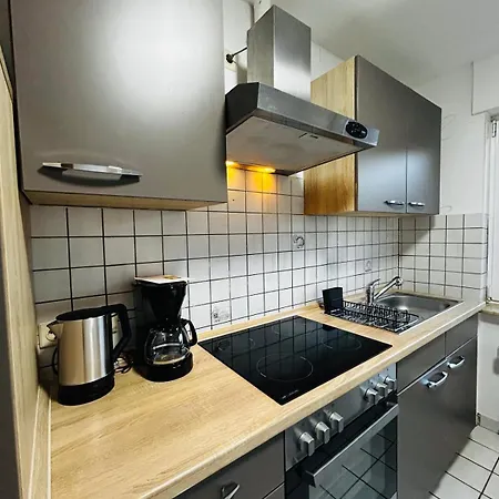 P1 Teams Zentral I150m2 I Eg Fuer 6 I Wasch I P I