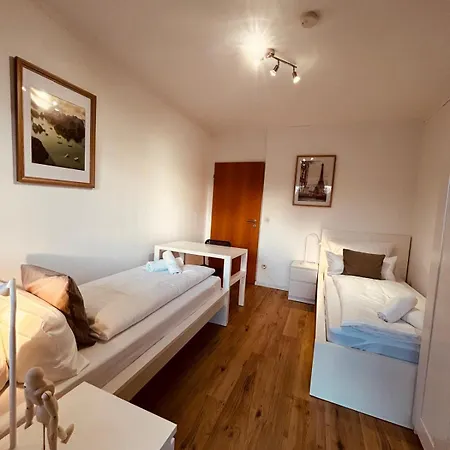 Daire P1 Teams Zentral I150m2 I Eg Fuer 6 I Wasch I P I