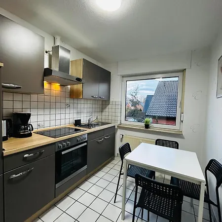 P1 Teams Zentral I150m2 I Eg Fuer 6 I Wasch I P I Daire