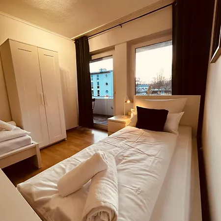 P1 Teams Zentral I150m2 I Eg Fuer 6 I Wasch I P I